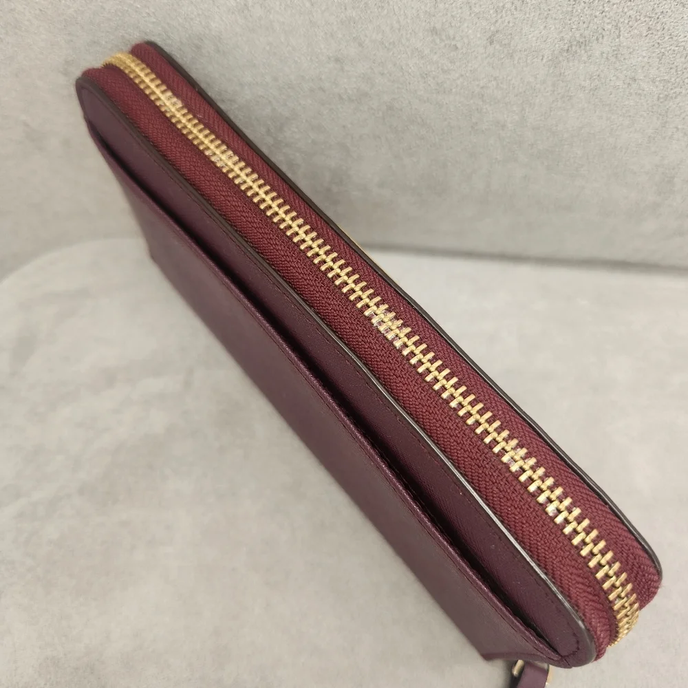 Kate Spade Zip Around Wallet Plum Purple Saffiano Leather Neda Laurel Way Logo